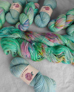 Refresh OOAK - Ruby and Roses Yarn - Hand Dyed Yarn