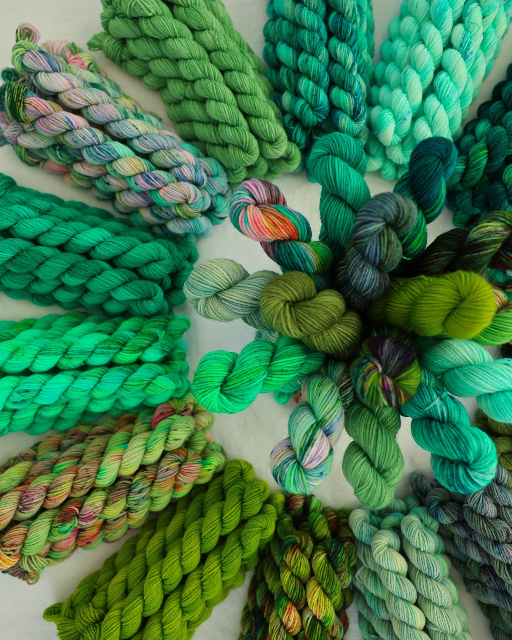 Riviera | No. 7 - COLOR WHEEL CLUB – Ruby and Roses Yarn