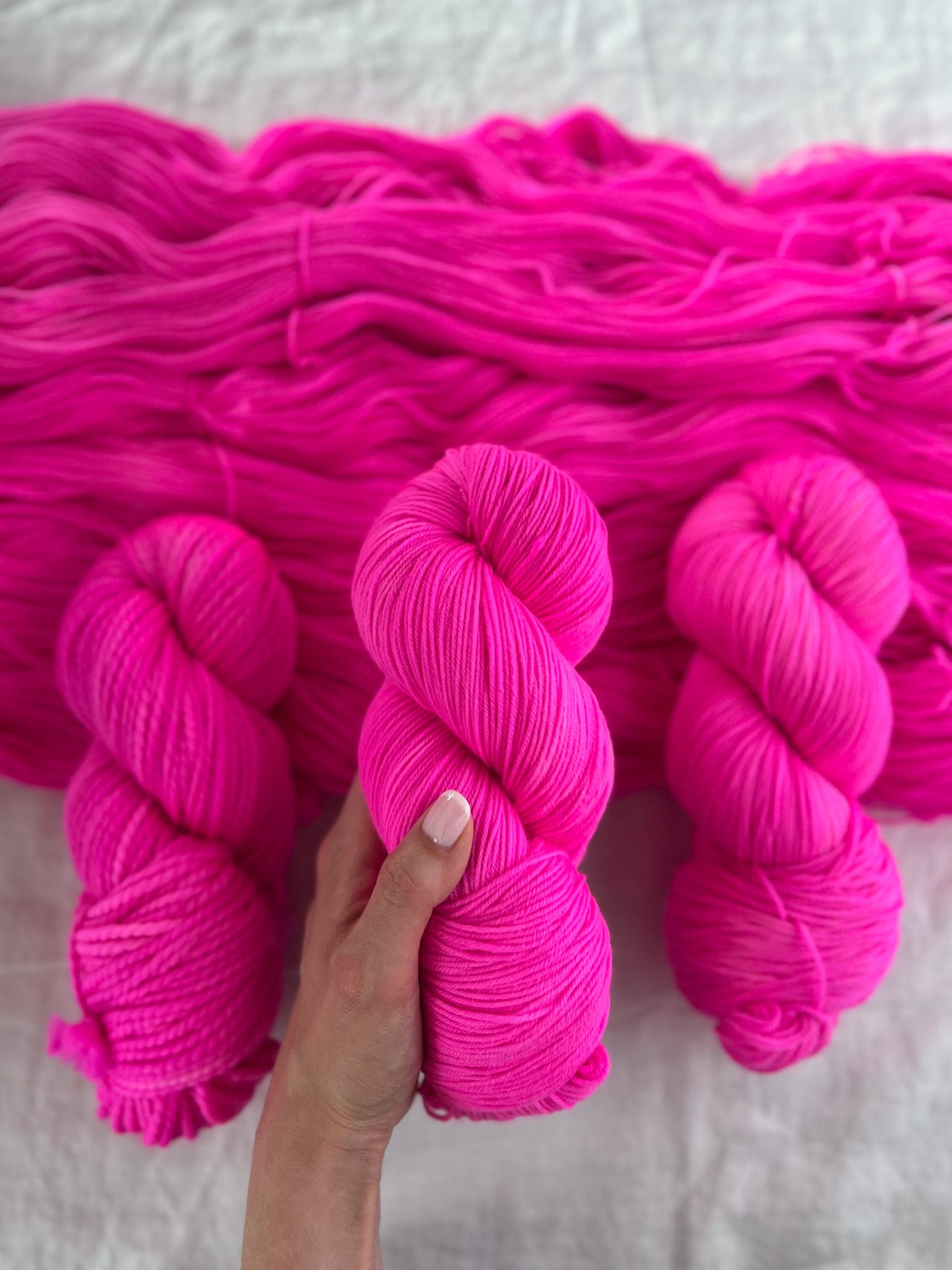 Ruby And Roses Hand Dyed Artistic Yarns - Ruby and Roses Yarn