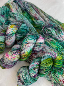 O Tannenbaum /// Pre-Order - Ruby and Roses Yarn - Hand Dyed Yarn