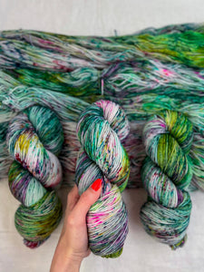 O Tannenbaum /// Pre-Order - Ruby and Roses Yarn - Hand Dyed Yarn