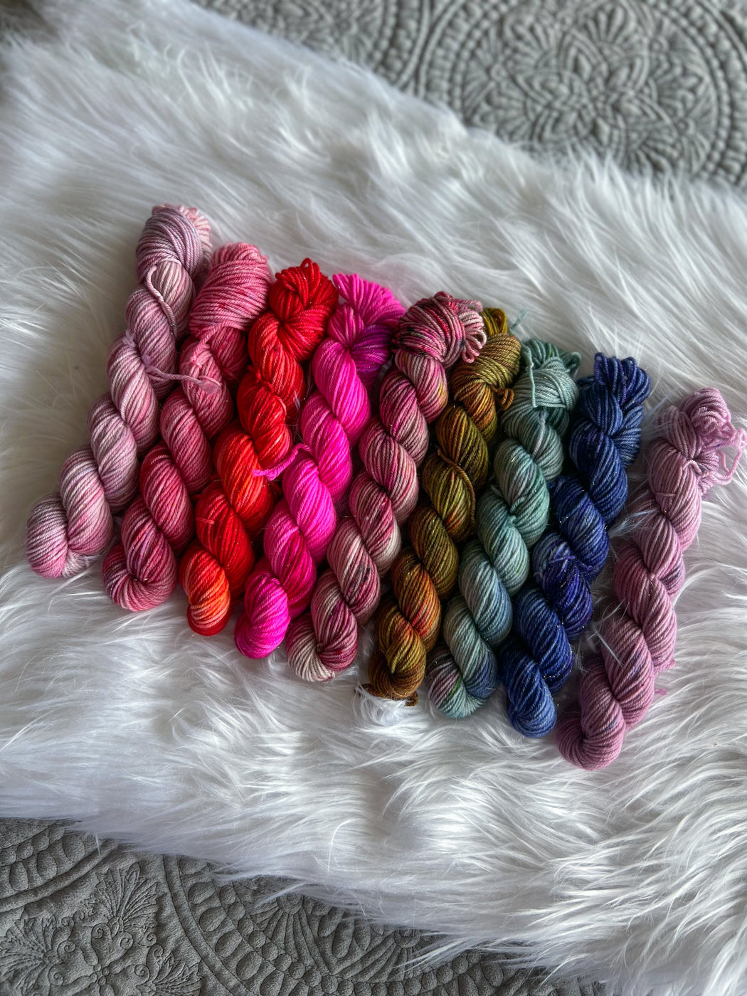 Soulmate /// OOAK Minis Collection - Ruby and Roses Yarn - Hand Dyed Yarn